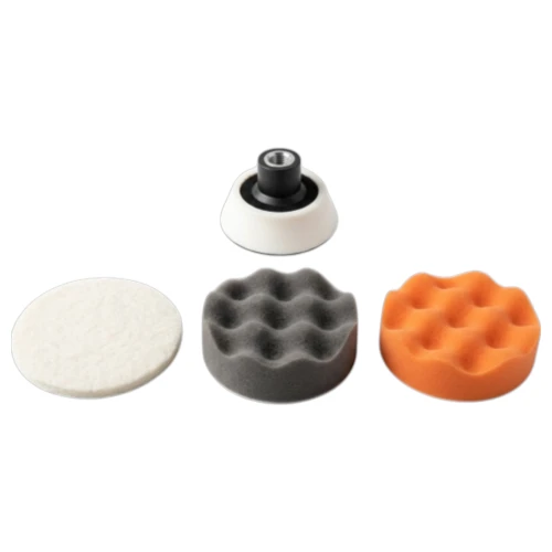 Kit de brillado 3 pulgadas mostrando backing plate 5/8, pomo de lana y pomos de espuma para detailing.