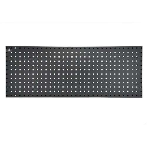 Tablero perforado ShineMate de pared para organización en centros de detailing automotriz.
